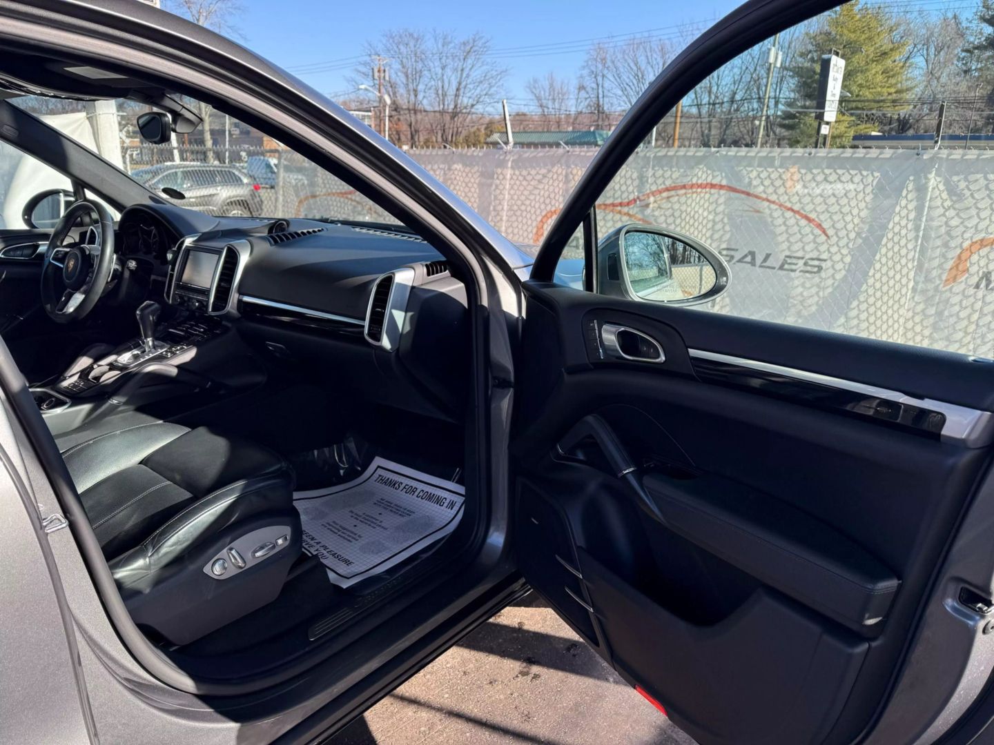 2016 Porsche Cayenne - Image 24