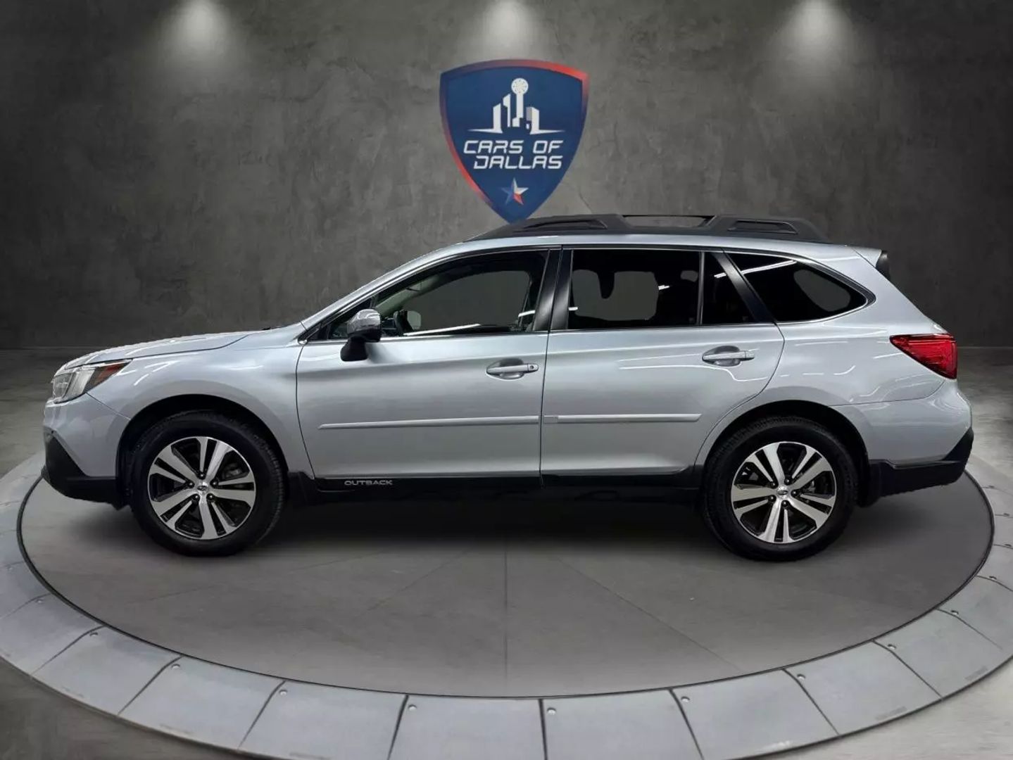 2019 Subaru Outback - Image 2
