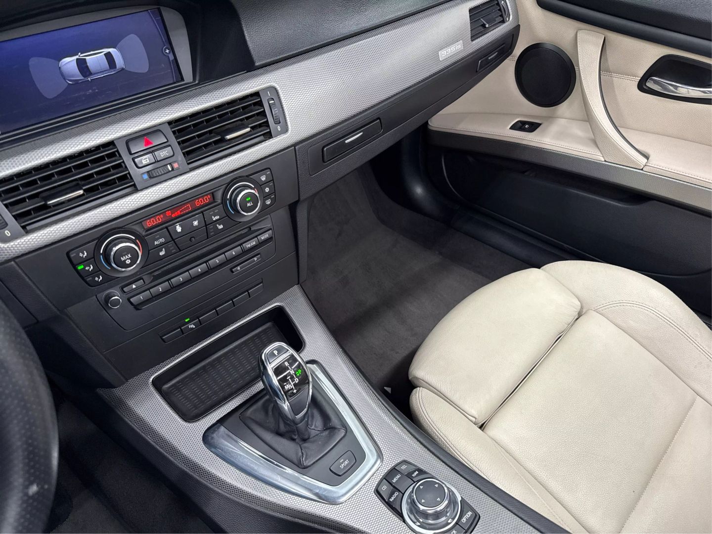 2011 Bmw 3 Series - Image 36
