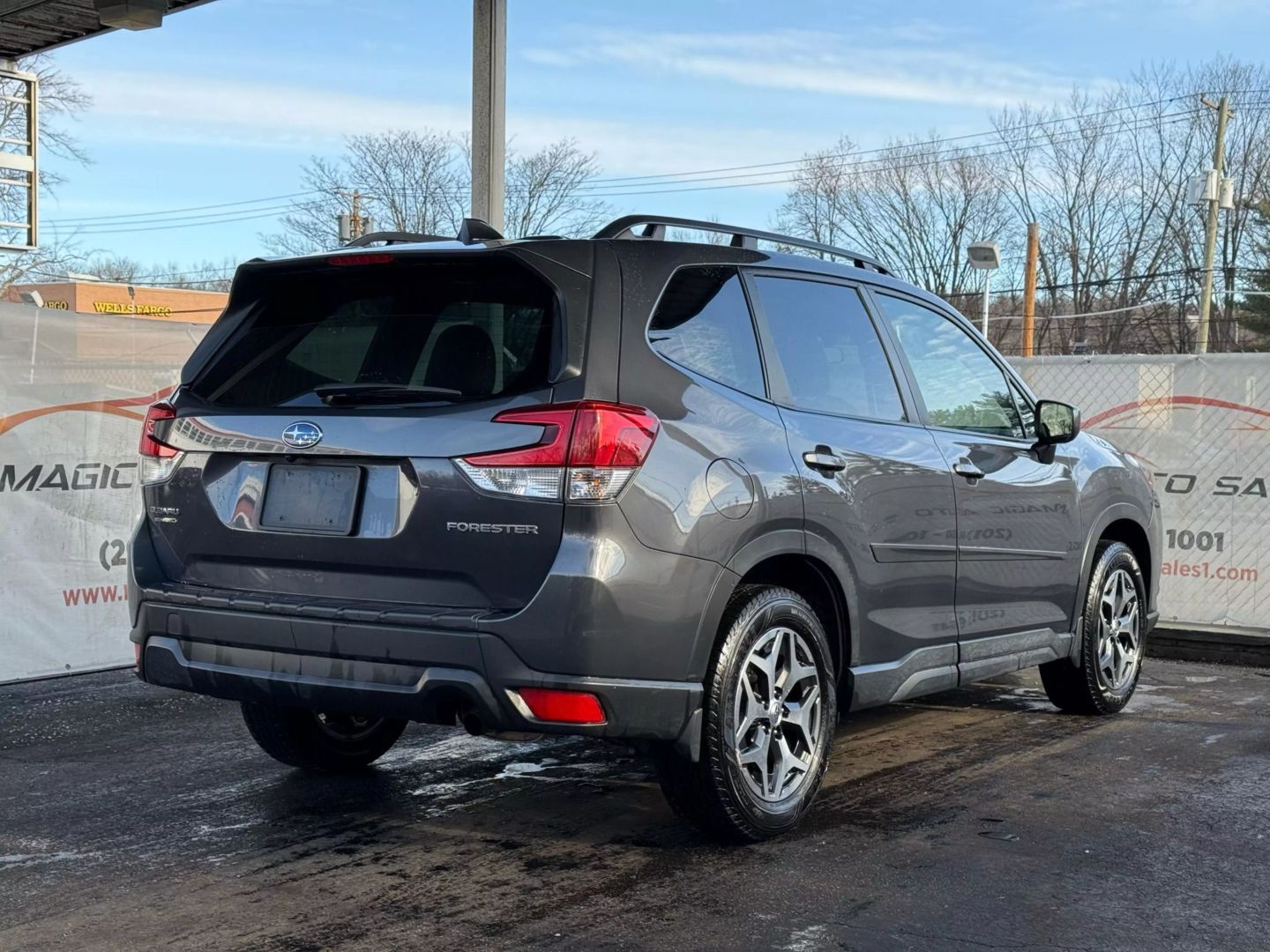 2023 Subaru Forester - Image 11
