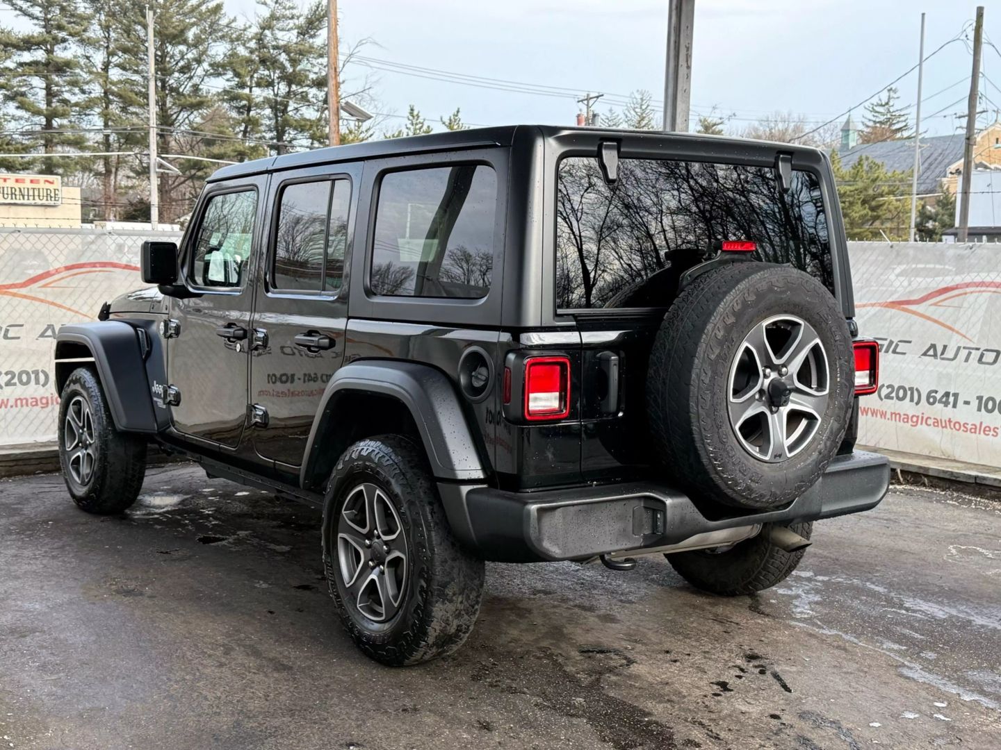 2021 Jeep Wrangler Unlimited - Image 9