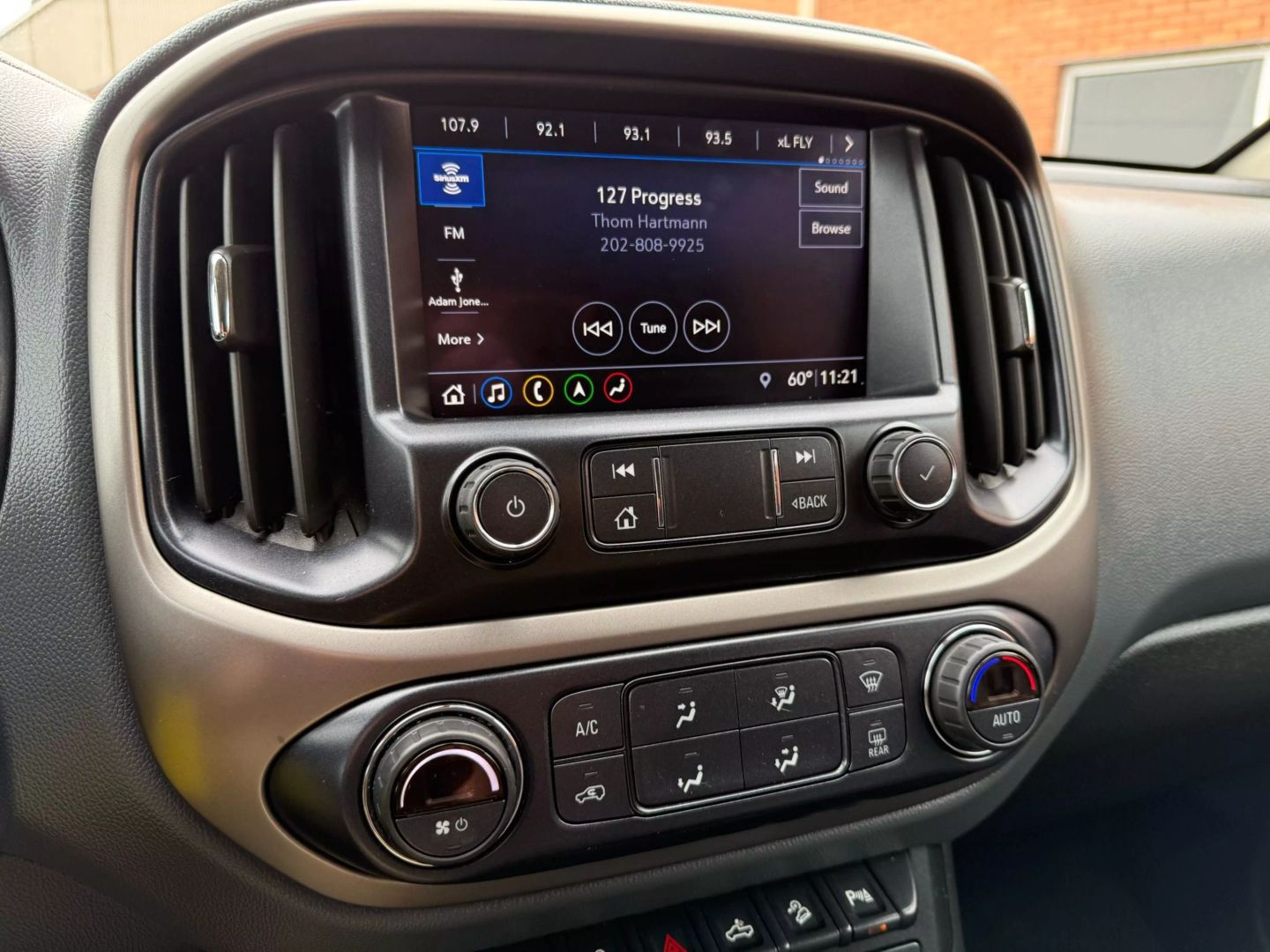 2020 Chevrolet Colorado Crew Cab - Image 26