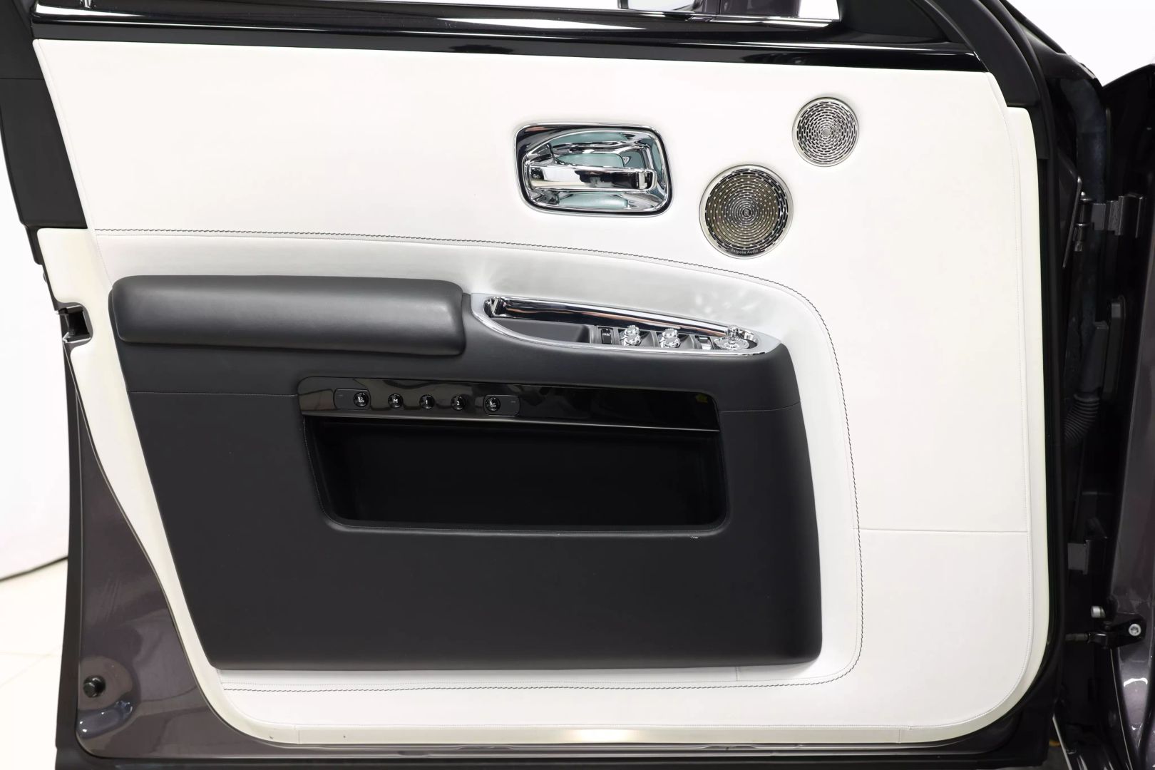 2019 Rolls-royce Ghost - Image 11