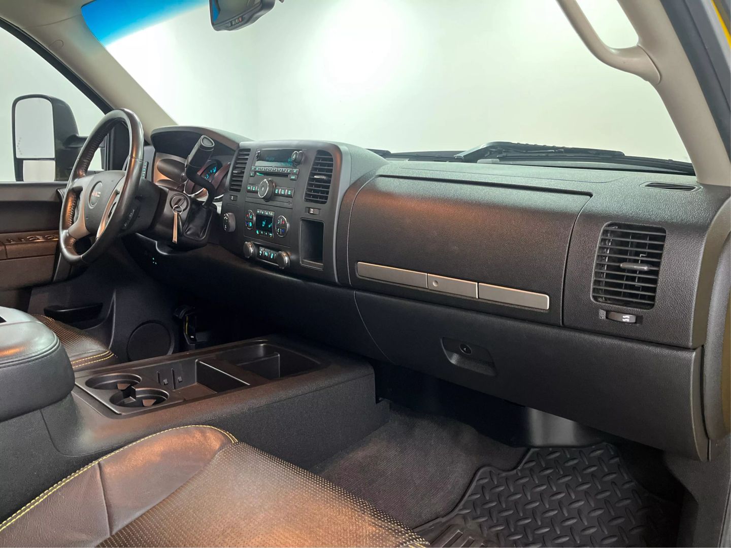2014 Gmc Sierra 2500 Hd Crew Cab - Image 29