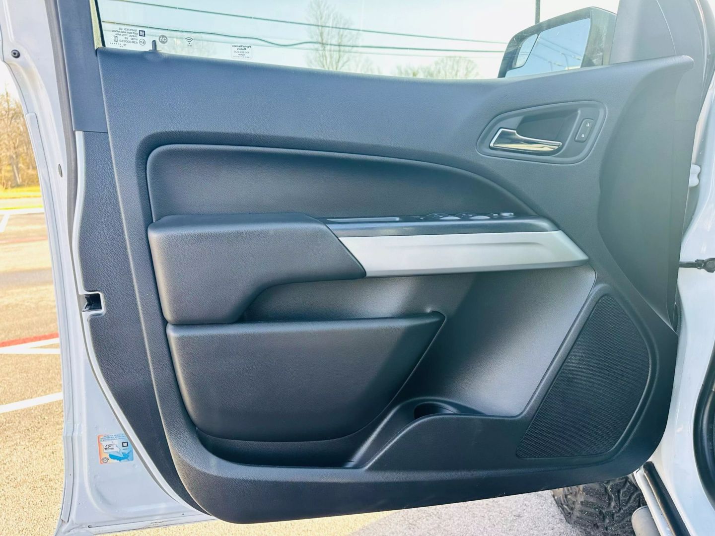 2020 Chevrolet Colorado Crew Cab - Image 12