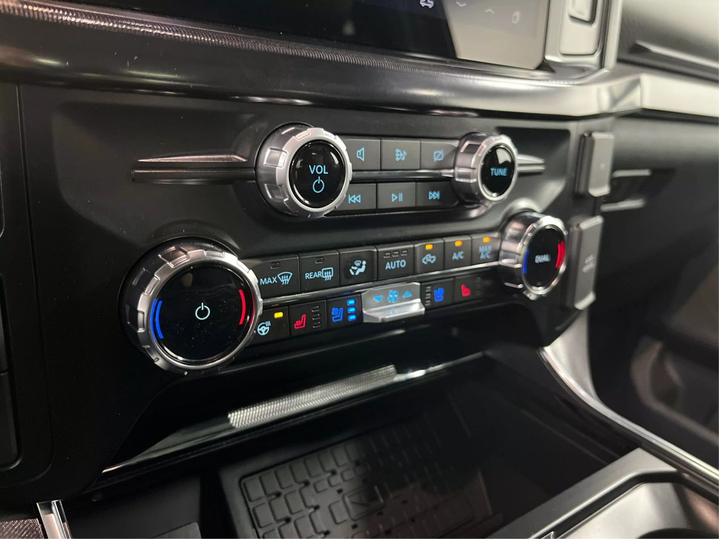 2024 Ford F150 Supercrew Cab - Image 29