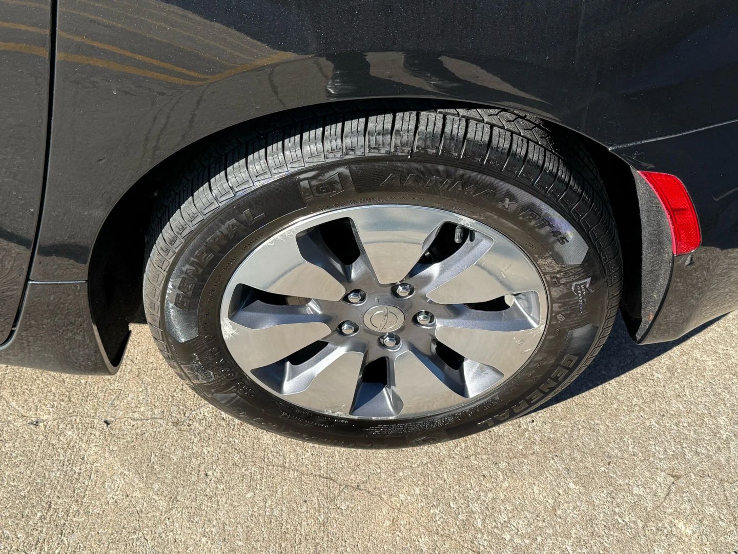 2018 Chrysler Pacifica Hybrid - Image 69