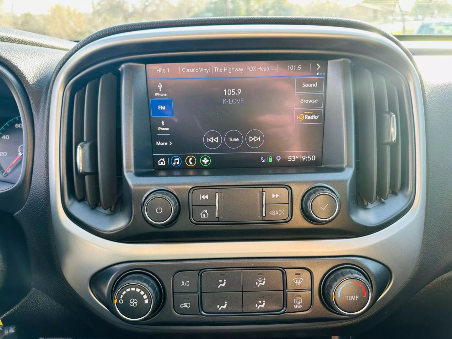 2020 Chevrolet Colorado Crew Cab - Image 17