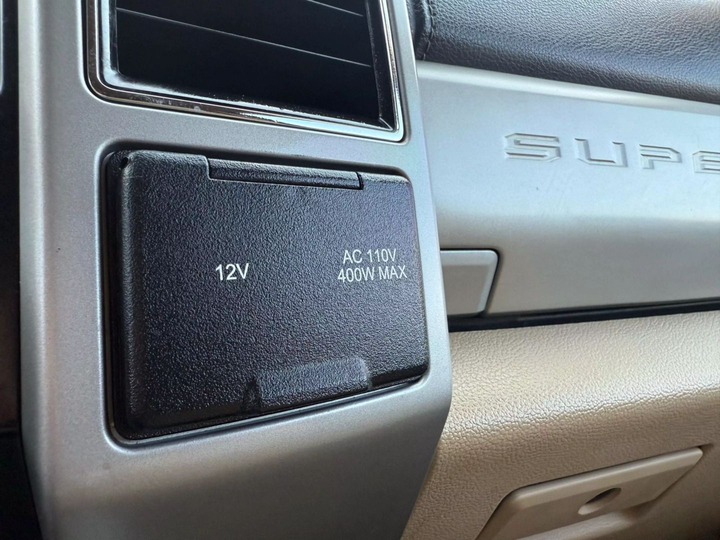 2018 Ford F250 Super Duty Crew Cab - Image 39
