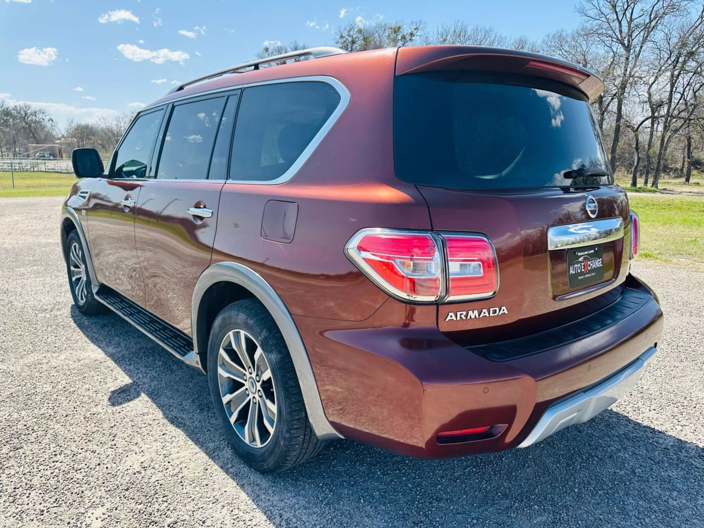 2018 Nissan Armada - Image 8