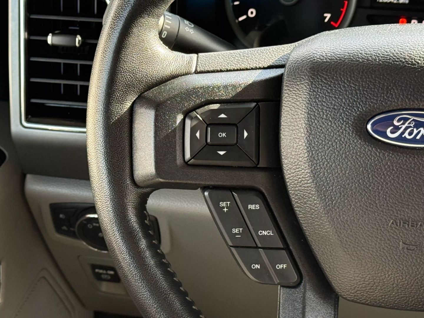 2020 Ford F150 Supercrew Cab - Image 34