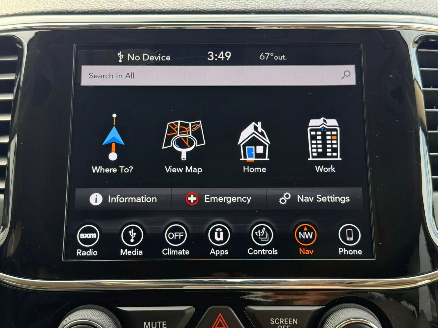 2019 Jeep Grand Cherokee - Image 42