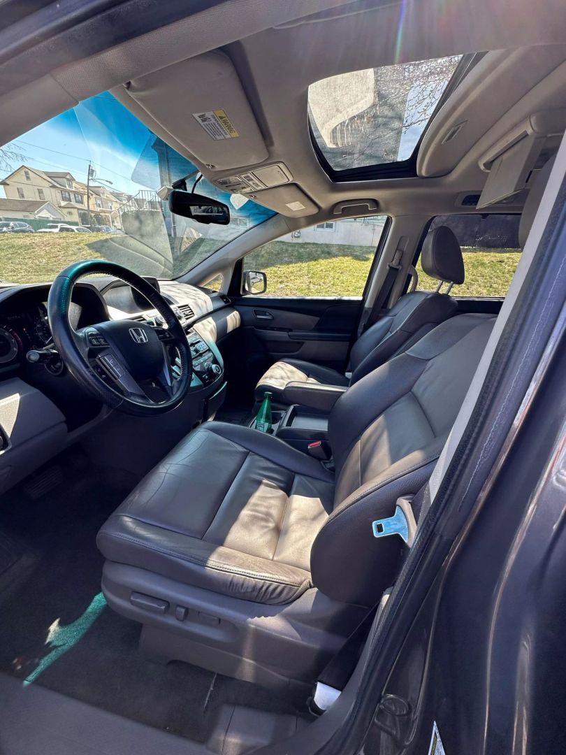 Image 4 of 2013 HONDA ODYSSEY