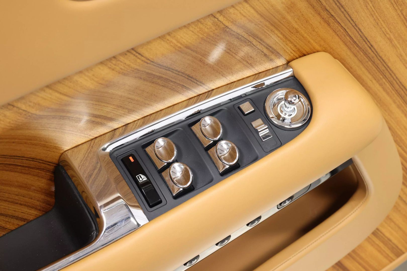 2015 Rolls-royce Wraith - Image 10