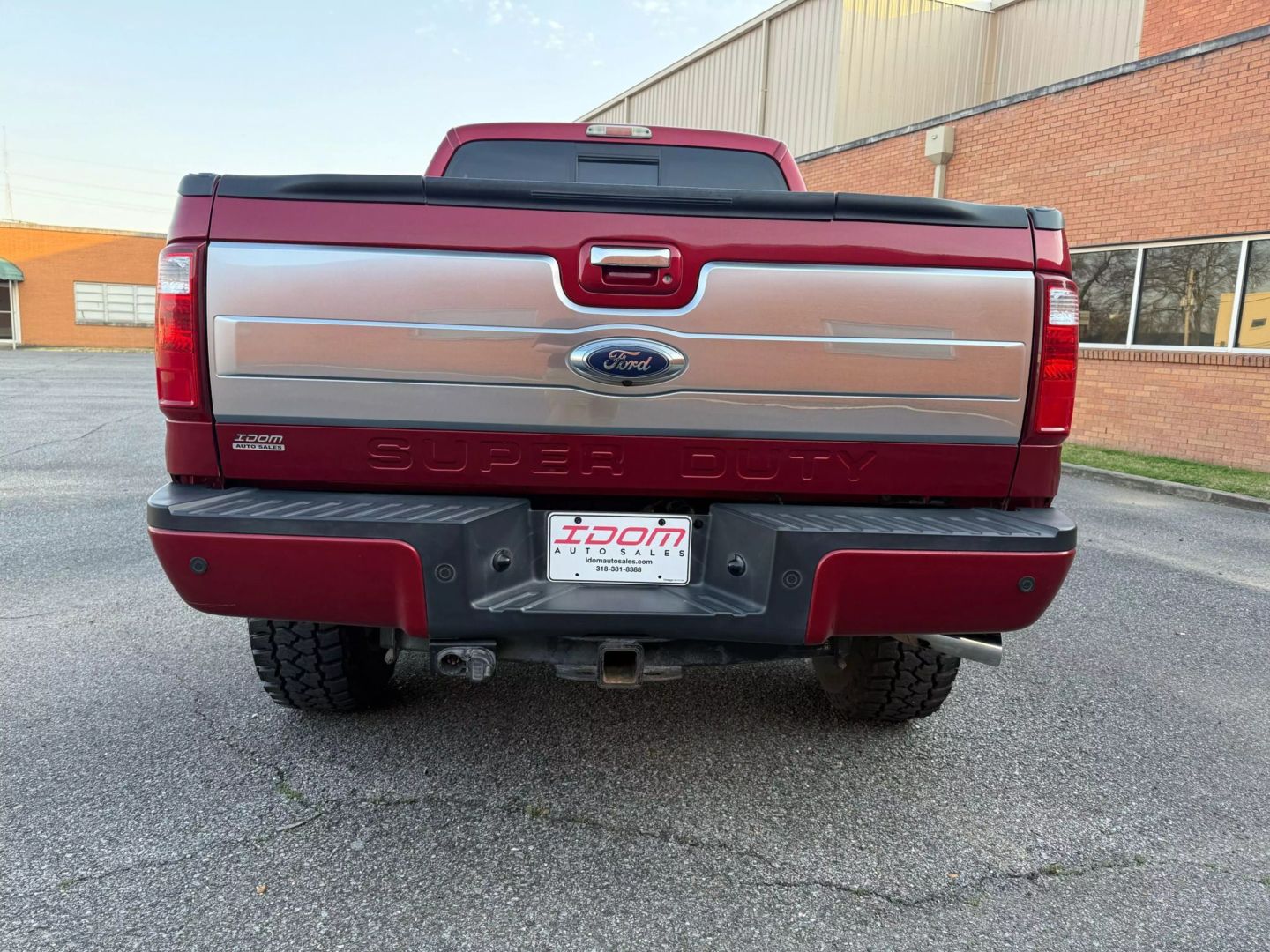 2016 Ford F250 Super Duty Crew Cab - Image 6