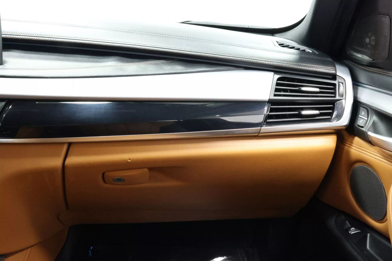 2015 Bmw X6 - Image 98