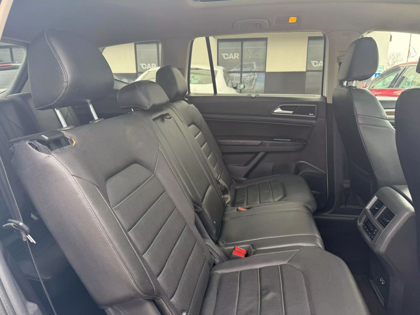2019 Volkswagen Atlas - Image 27