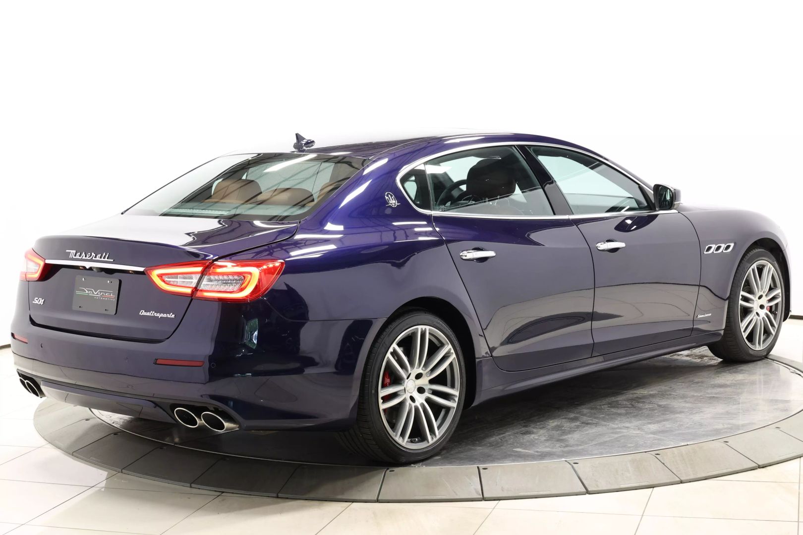 2018 Maserati Quattroporte - Image 4