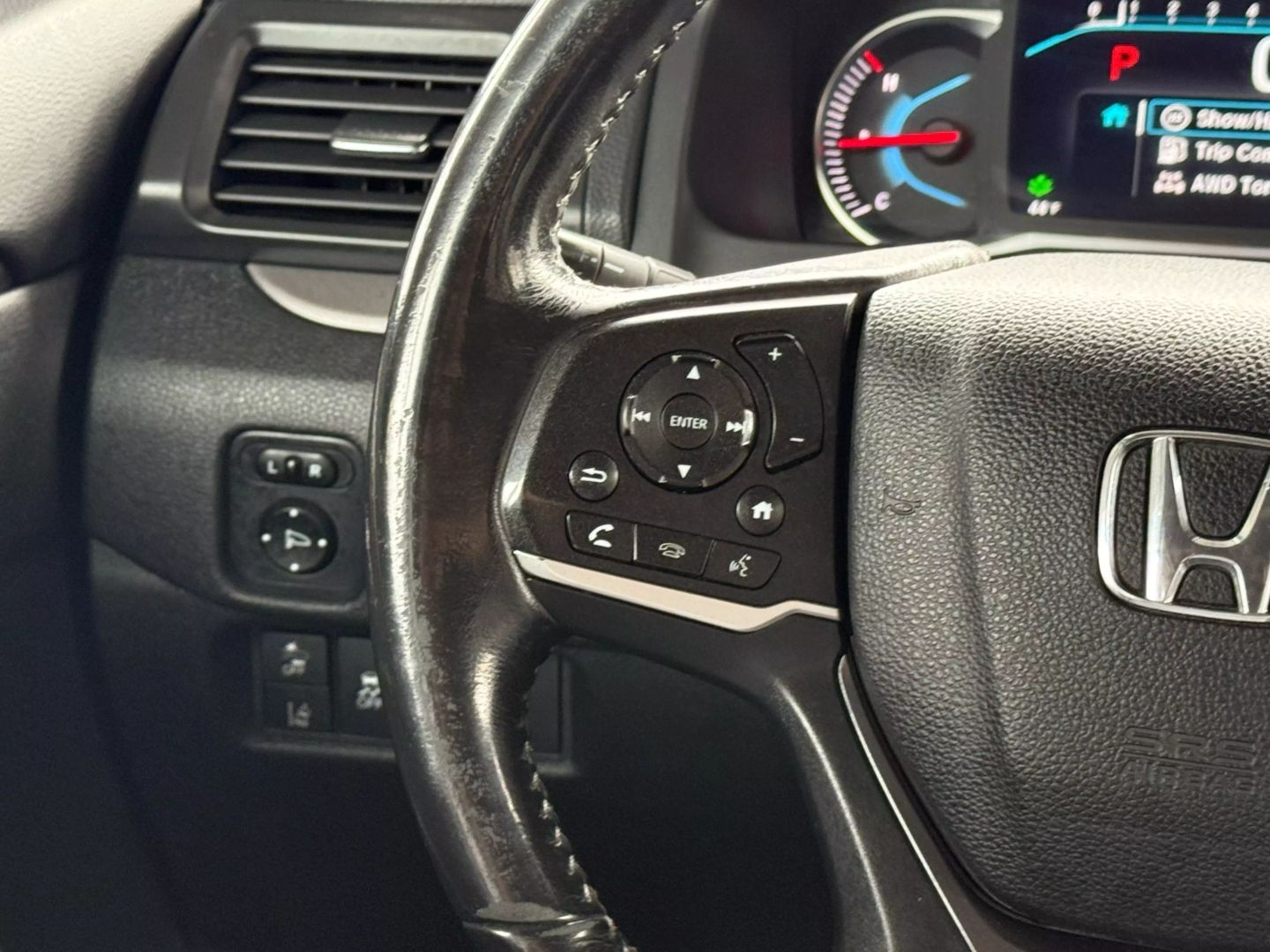 2019 Honda Pilot - Image 35
