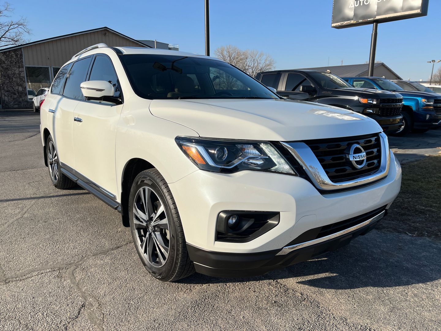 2020 NISSAN PATHFINDER SUV V6, 3.5 LITER PLATINUM SPORT UTILITY 4D