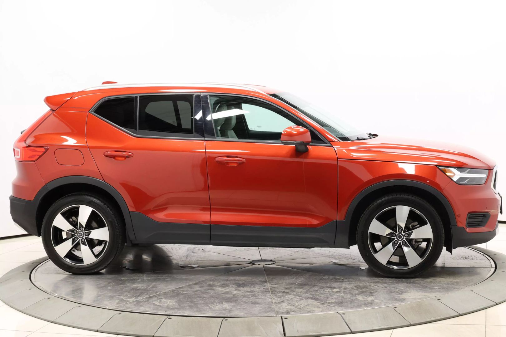 2019 Volvo Xc40 - Image 60