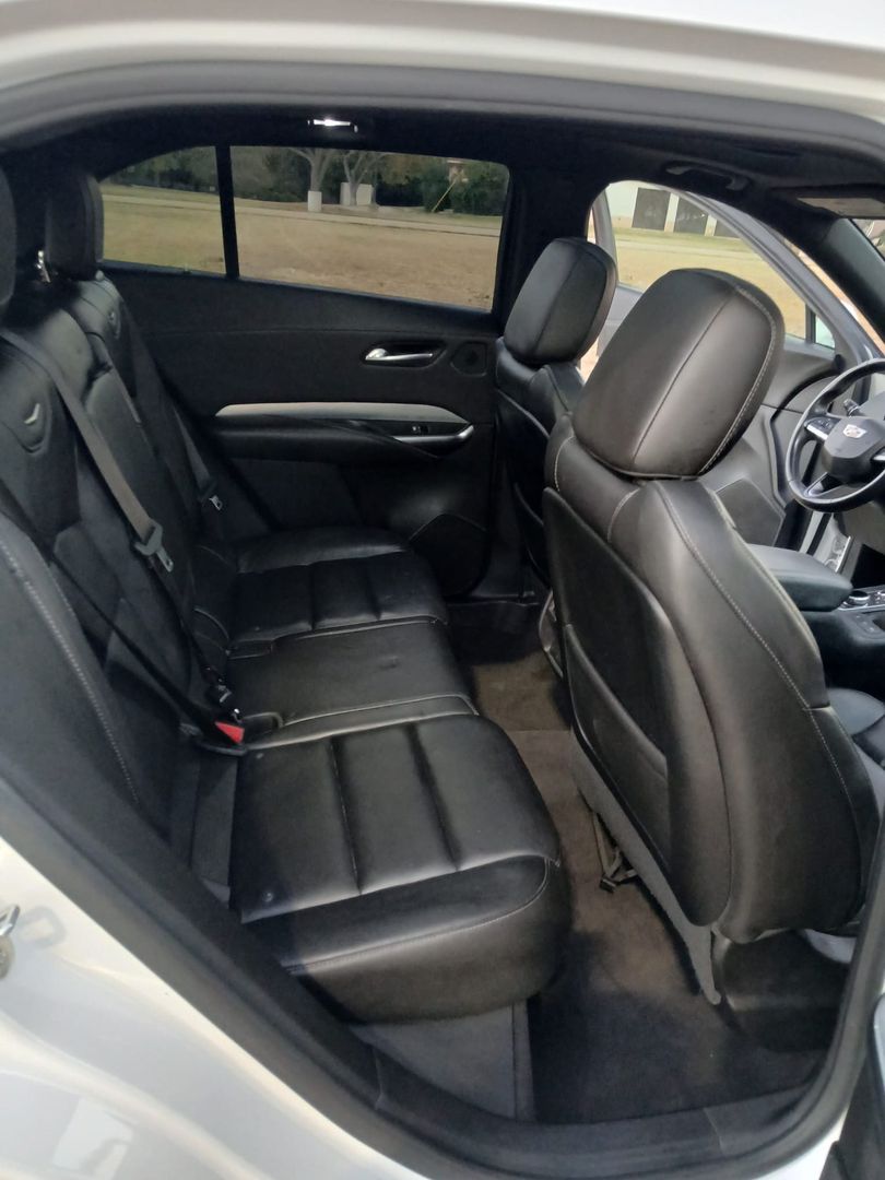 2020 Cadillac Xt4 - Image 10