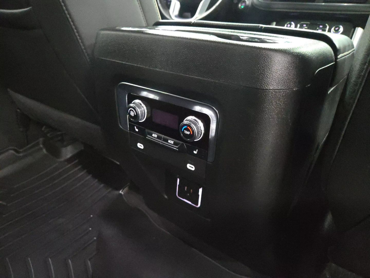 2023 Gmc Yukon - Image 33