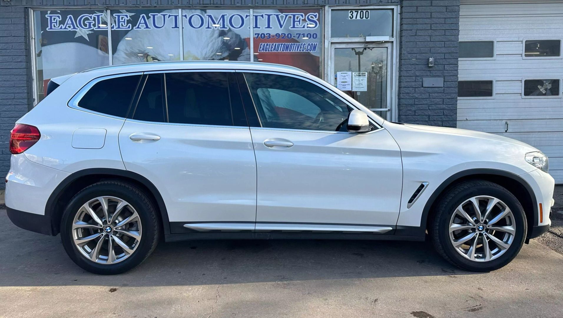 Used 2019 BMW X3 30i with VIN 5UXTR9C58KLE21711 for sale in Arlington, VA