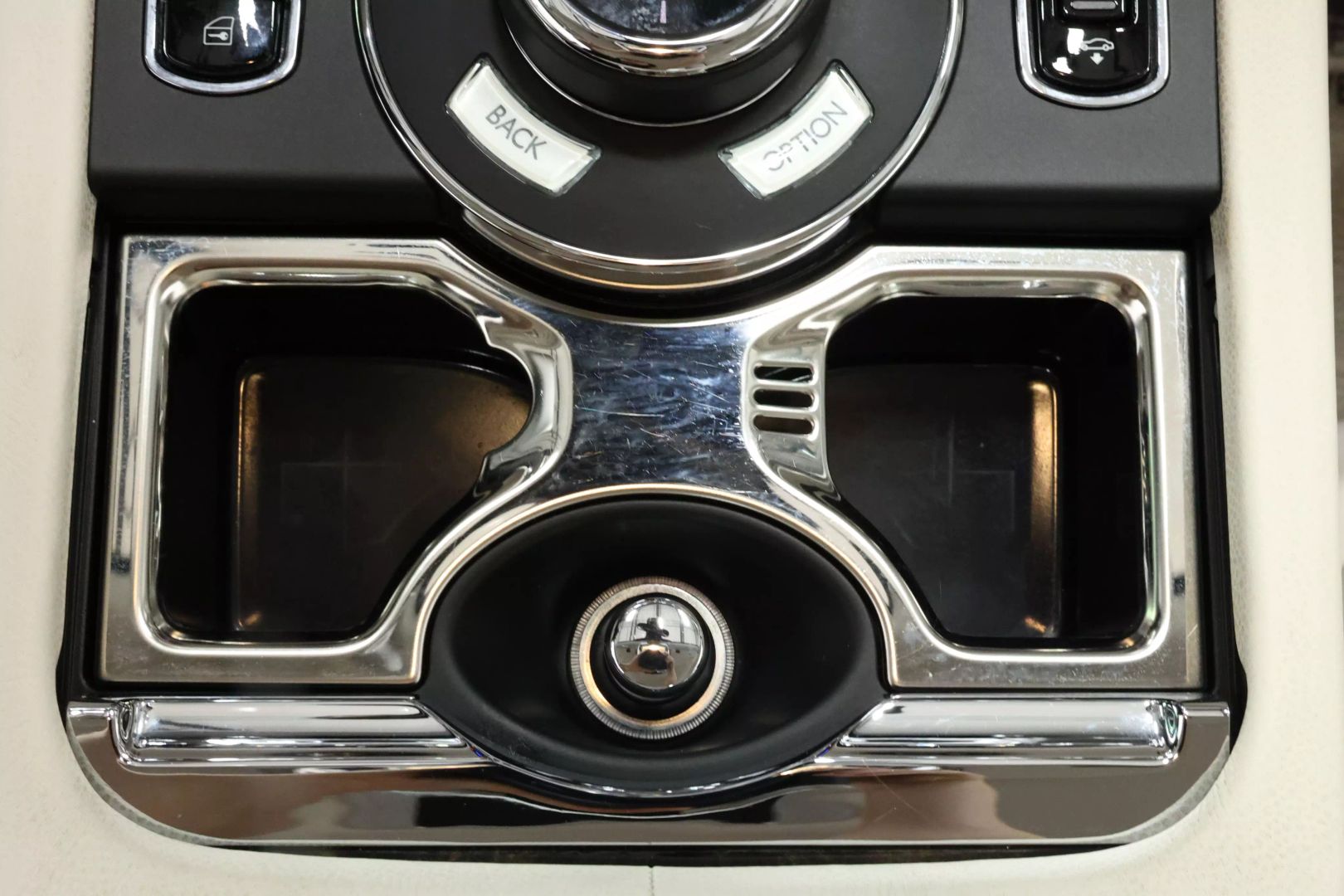 2014 Rolls-royce Wraith - Image 41