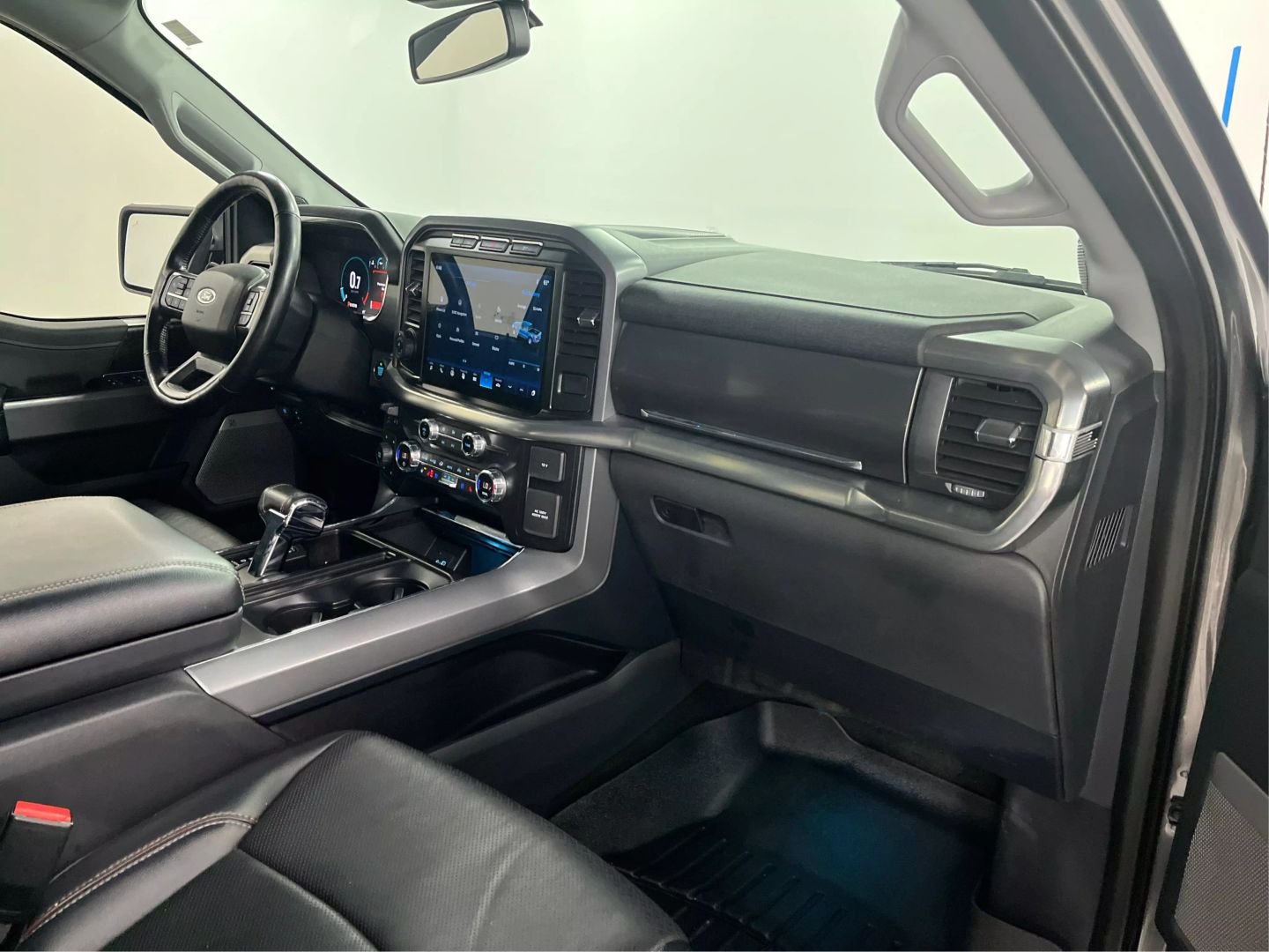 2021 Ford F150 Supercrew Cab - Image 30