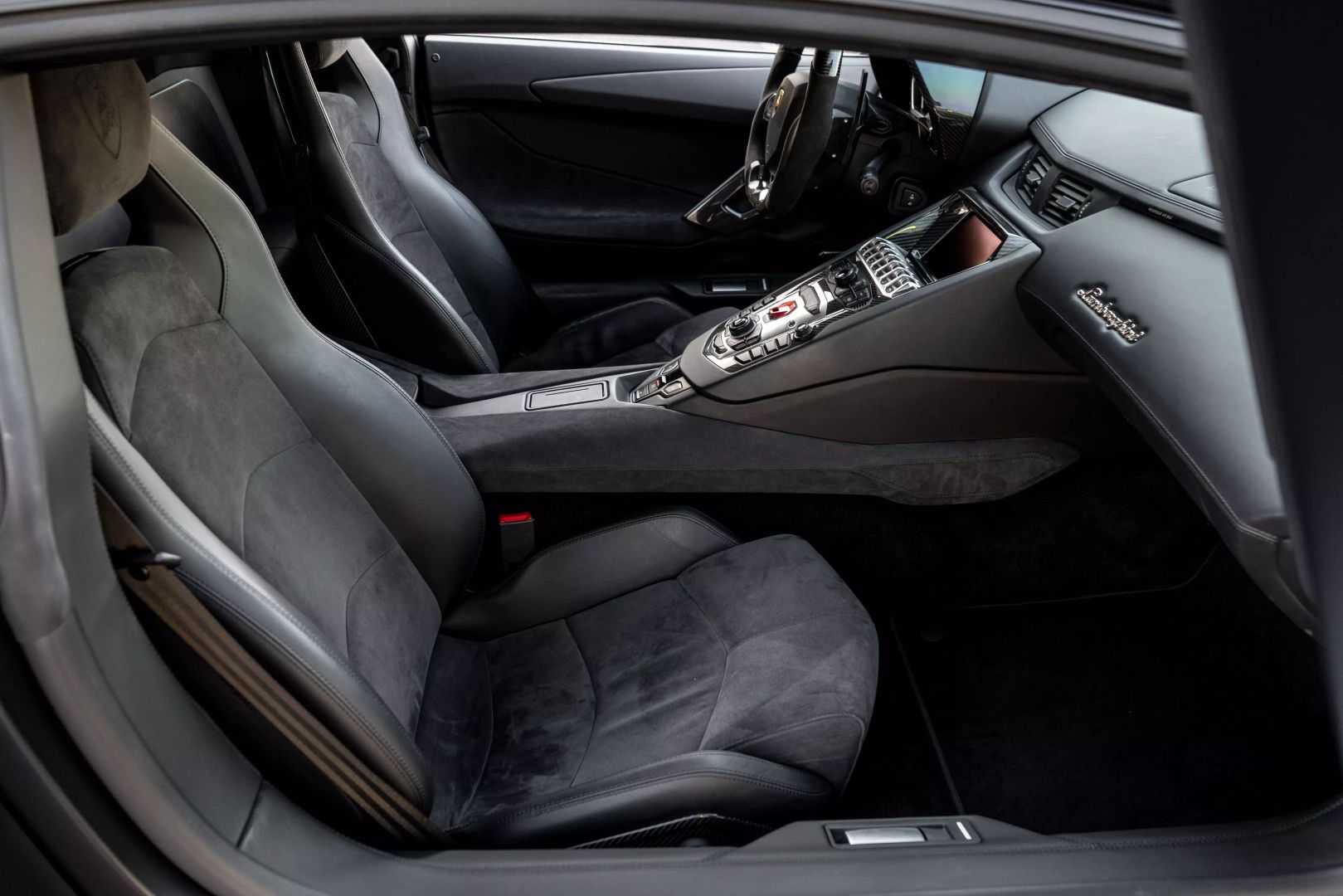 2014 Lamborghini Aventador - Image 72