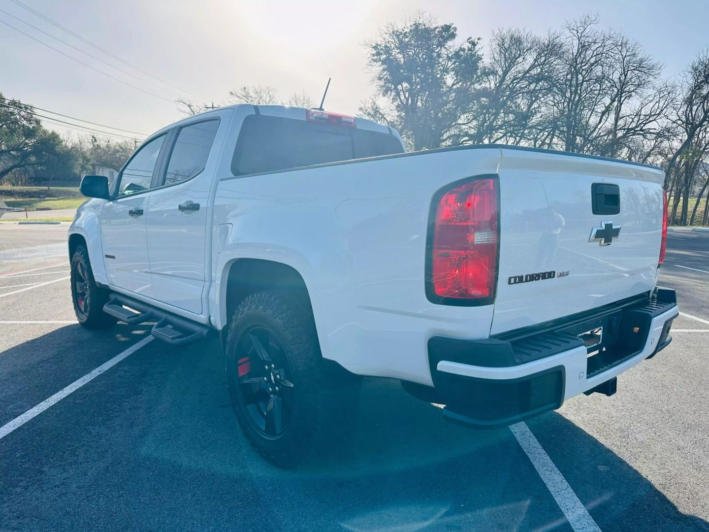 2020 Chevrolet Colorado Crew Cab - Image 8