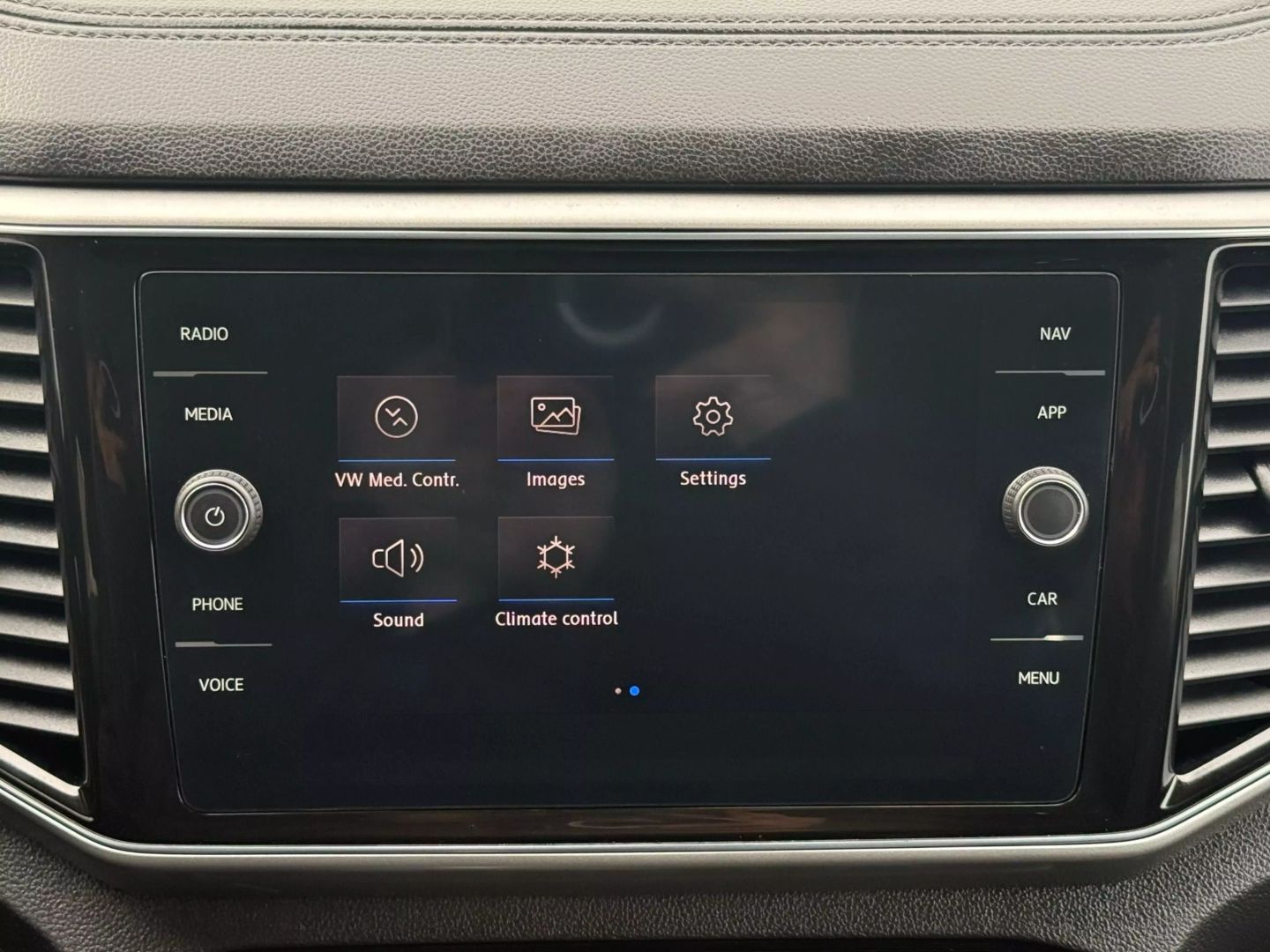2019 Volkswagen Atlas - Image 47