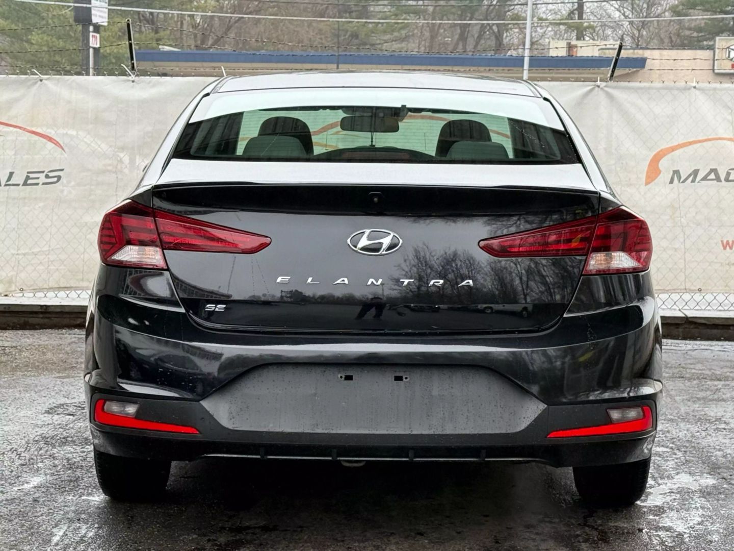 2020 Hyundai Elantra - Image 10