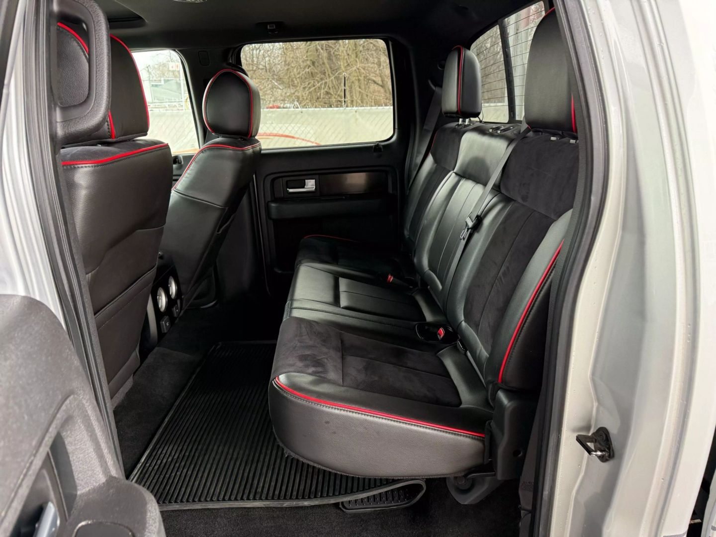 2013 Ford F150 Supercrew Cab - Image 18