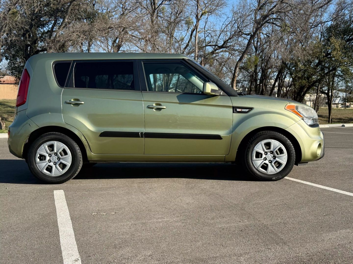 2012 Kia Soul - Image 26