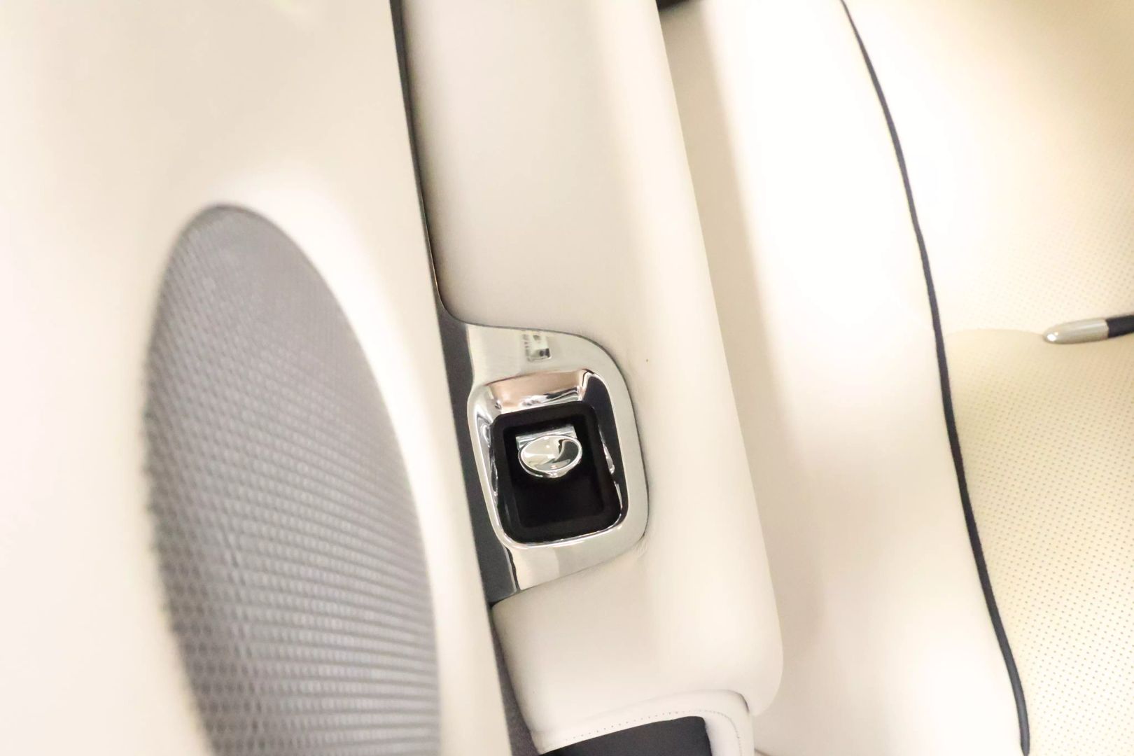 2014 Rolls-royce Wraith - Image 50