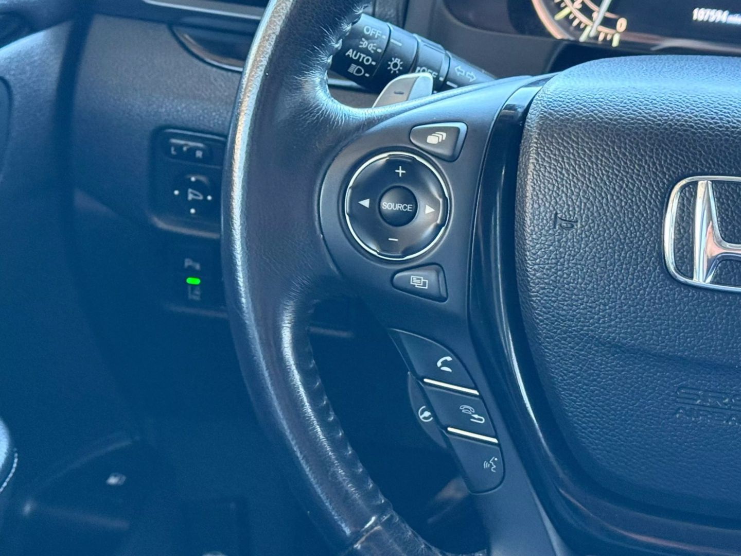 2020 Honda Ridgeline - Image 34
