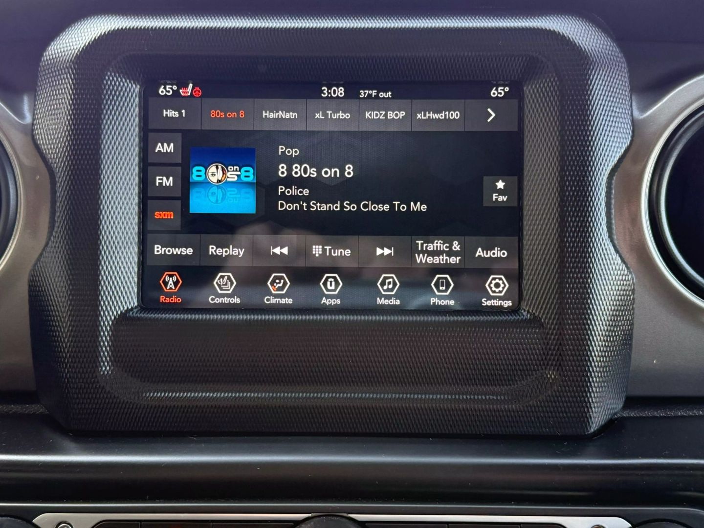 2018 Jeep Wrangler Unlimited - Image 33