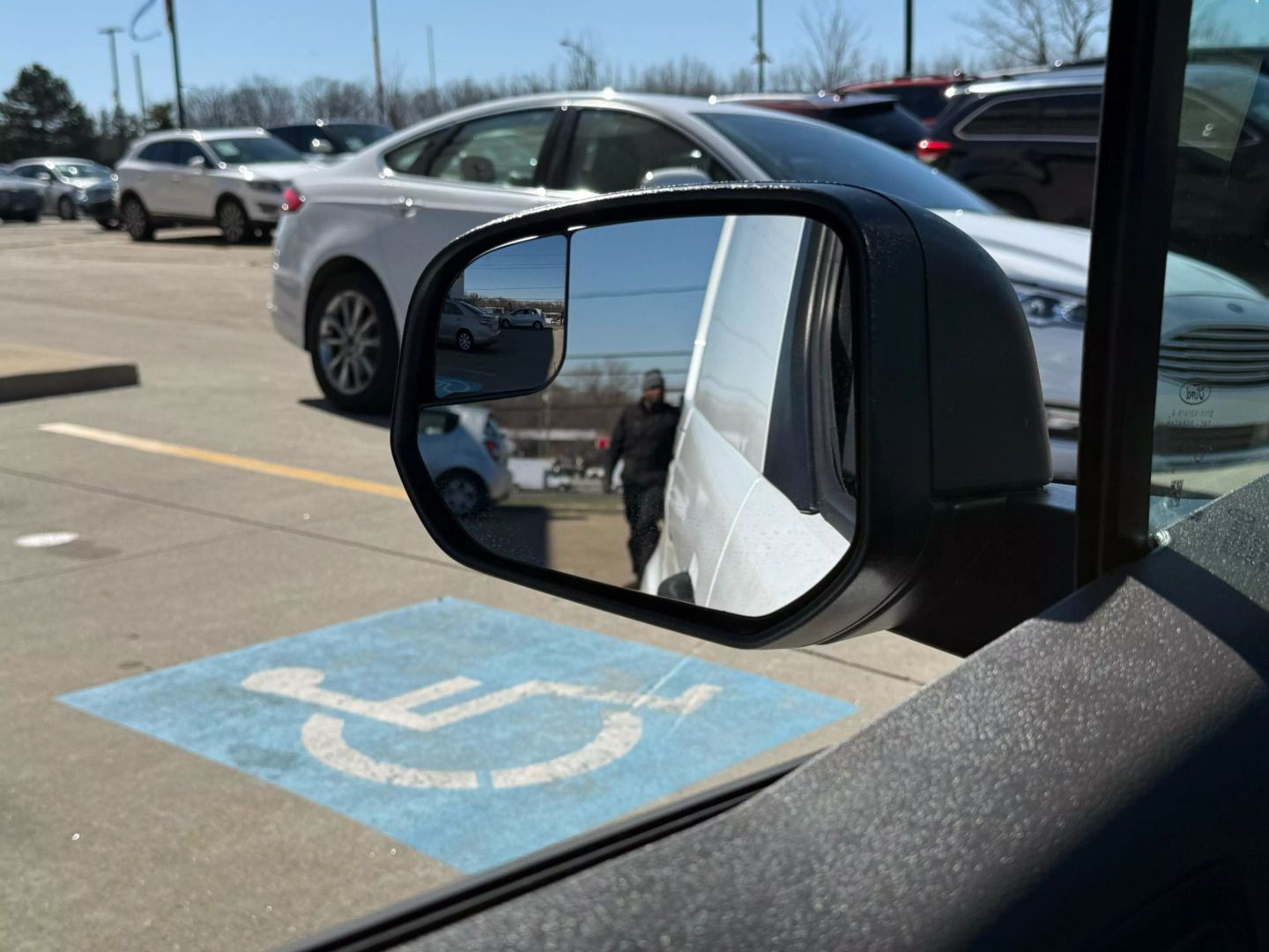 2020 Ford Transit Connect Cargo Van - Image 46