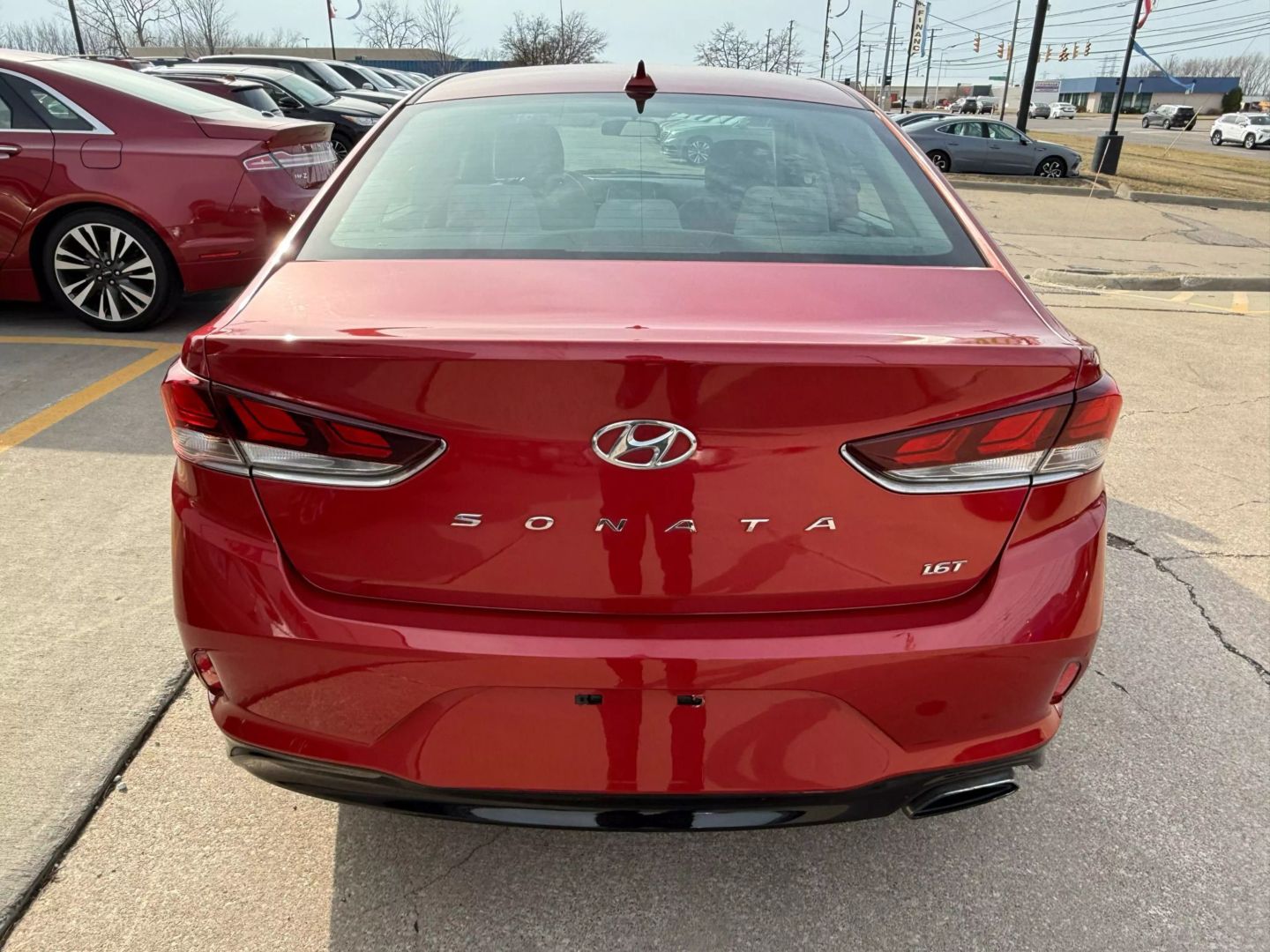 2018 Hyundai Sonata - Image 8