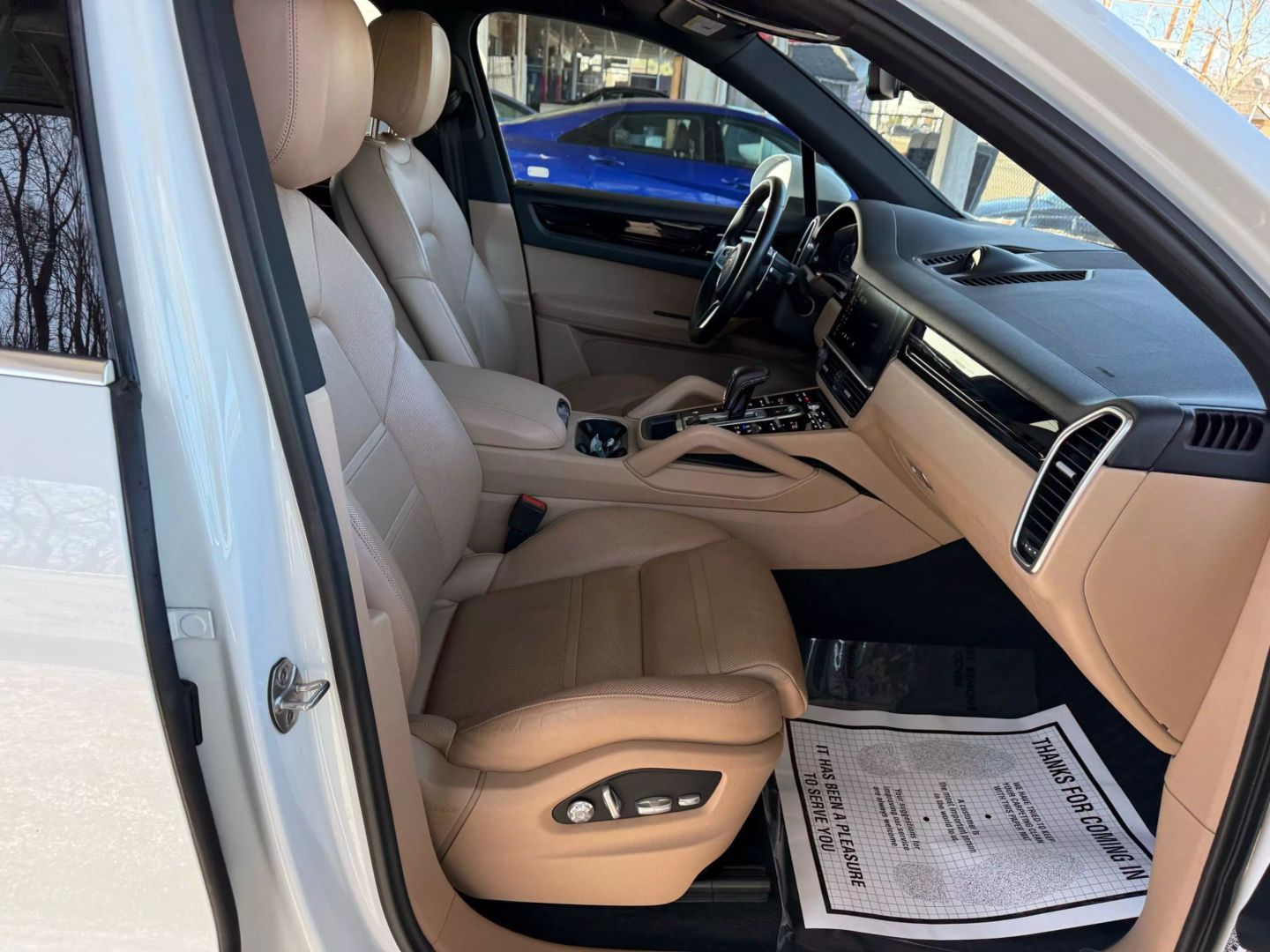2019 Porsche Cayenne - Image 25