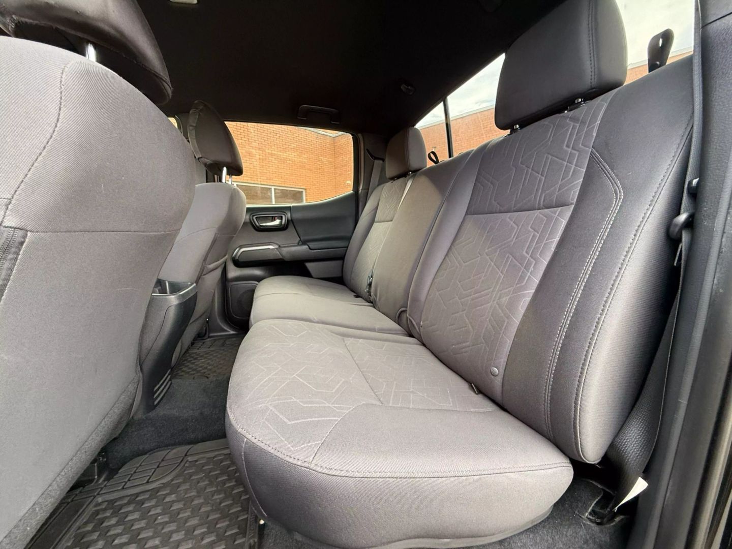2019 Toyota Tacoma Double Cab - Image 13