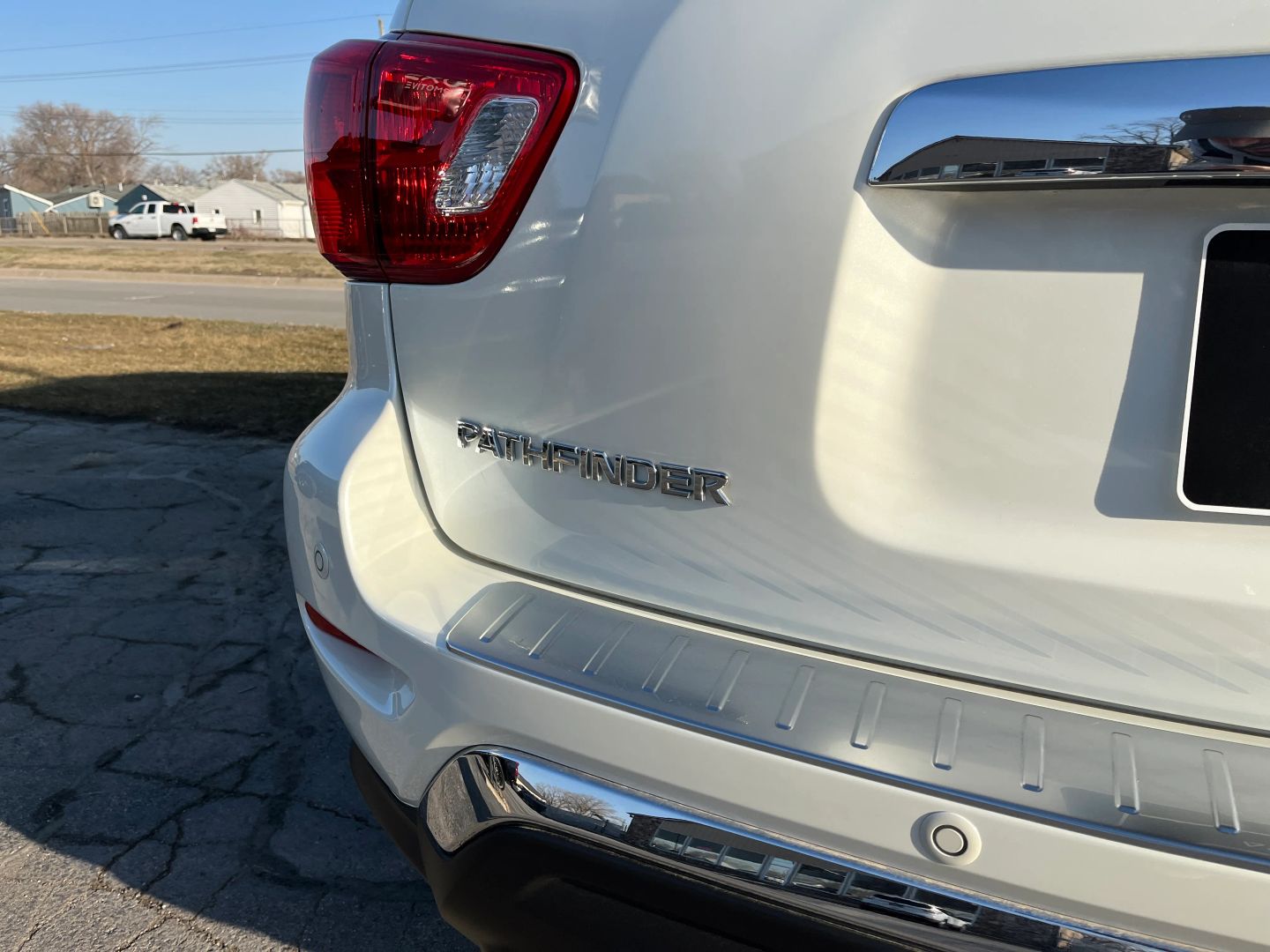 2020 NISSAN PATHFINDER SUV V6, 3.5 LITER PLATINUM SPORT UTILITY 4D