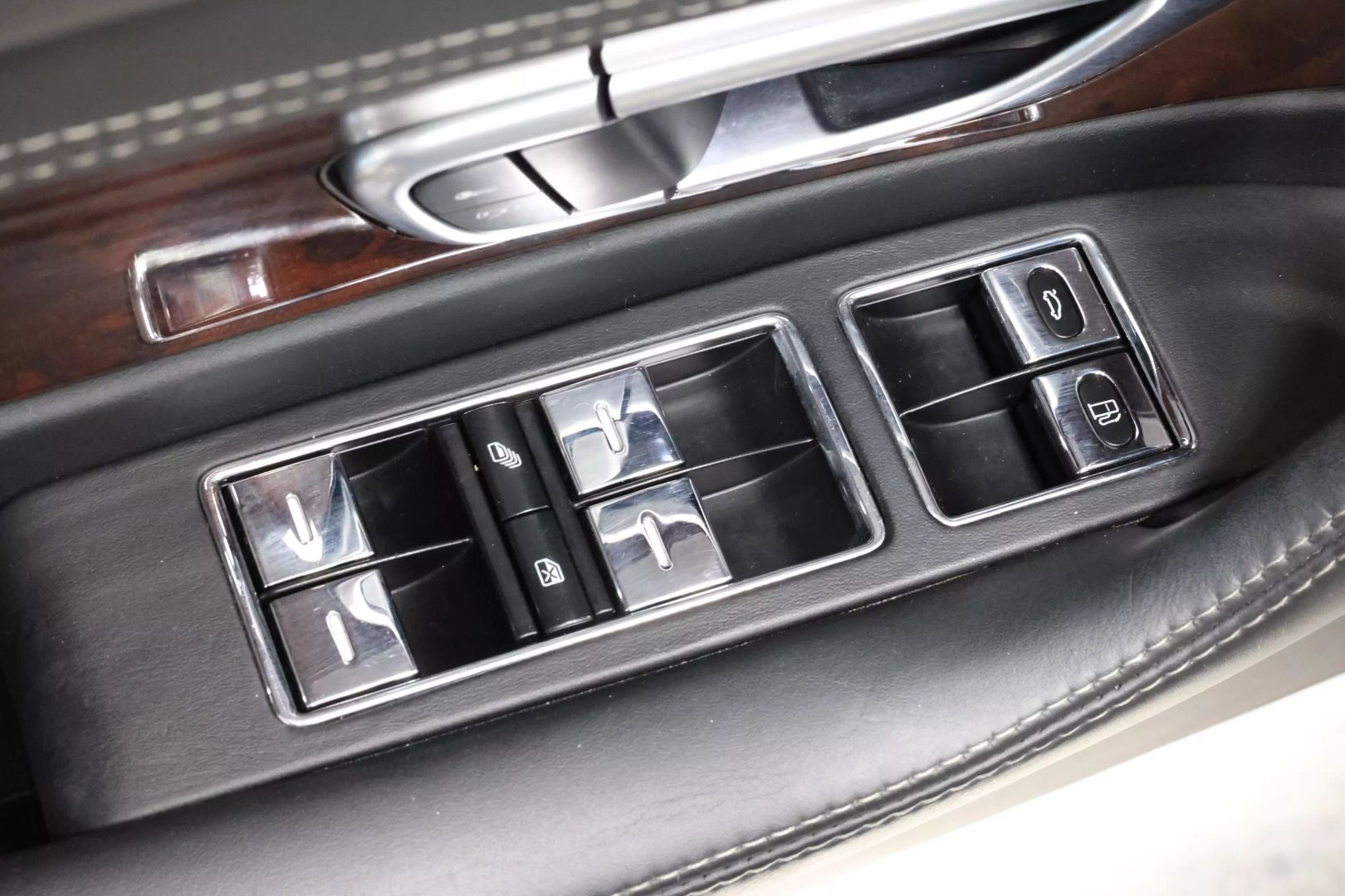 2009 Bentley Continental - Image 10