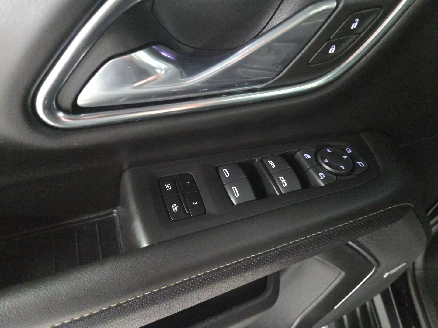 2023 Gmc Yukon - Image 30