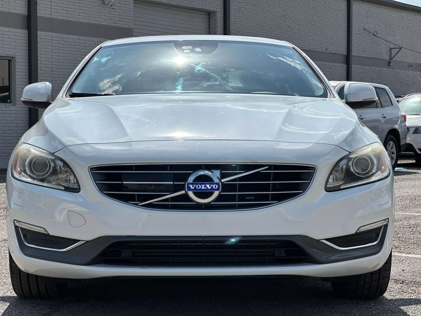 2017 Volvo S60 - Image 11