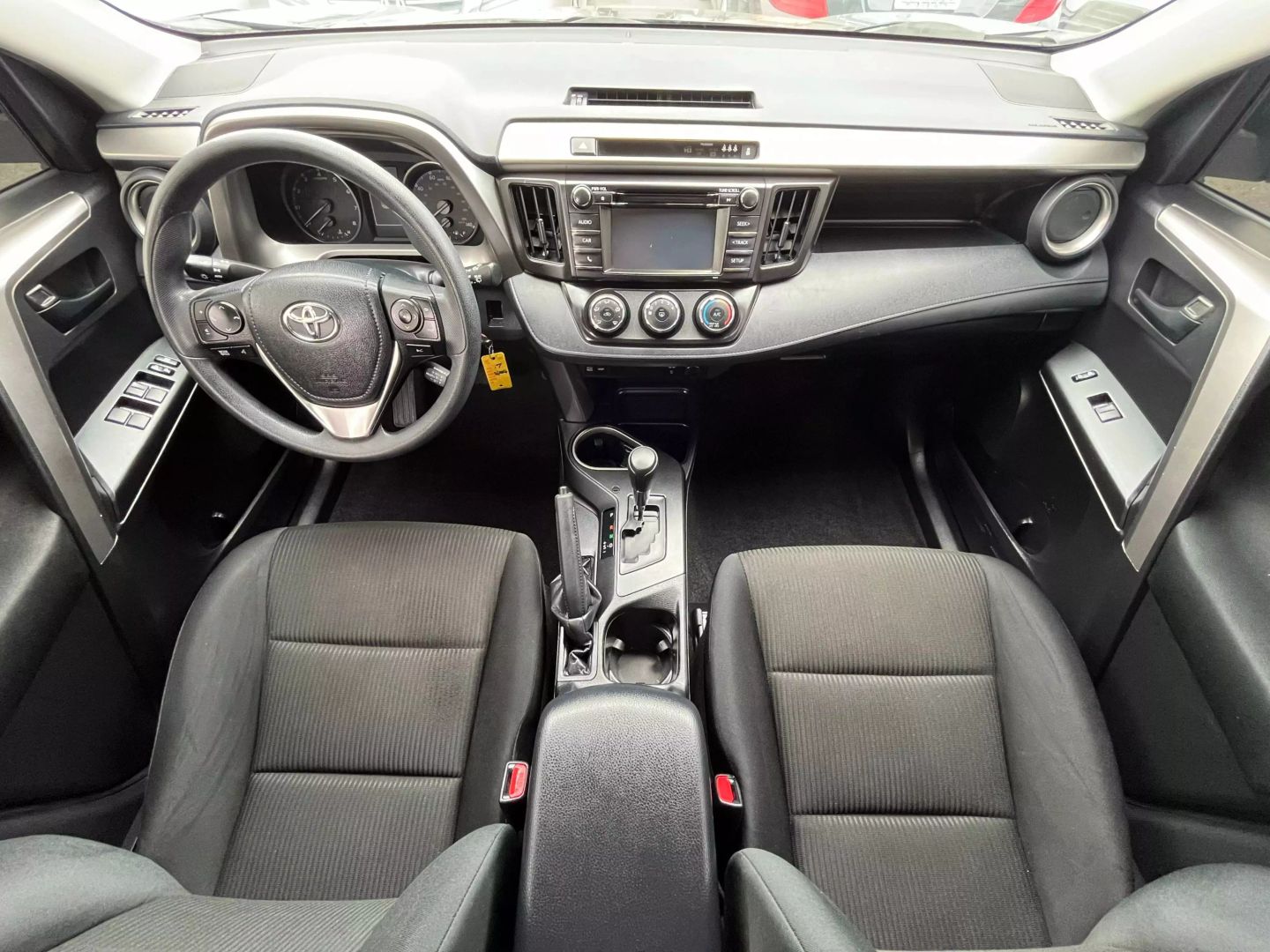 2017 Toyota Rav4  Vin: Jtmzfrev6hj716485 Stock Id: 716485 - Image 19