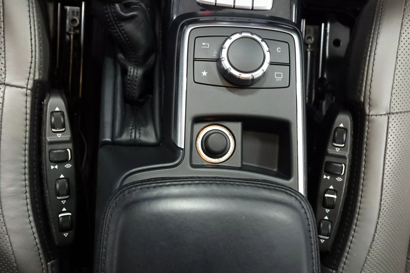 2017 Mercedes-benz G-class - Image 42