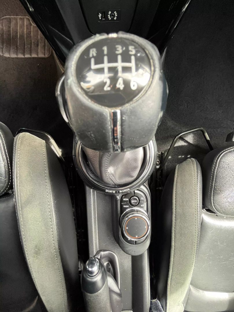 2015 Mini Hardtop 4 Door  Vin: Wmwxu3c5xf2b61951 Stock Id: B61951 - Image 19